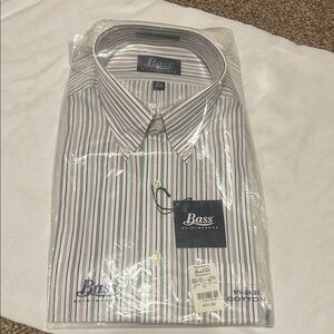 Bass bar harbor broadcloth white & gray/maroon/blue striped button down  shirt